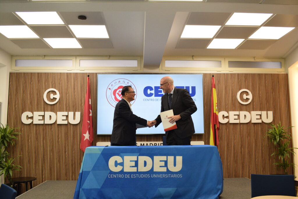 Cooperación internacional CEDEU con Taizhou Polytechnic College